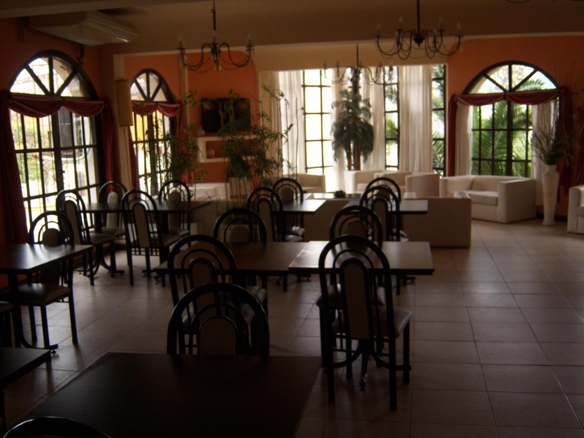 Hotel De La Cascada Termas de Rio Hondo Ngoại thất bức ảnh